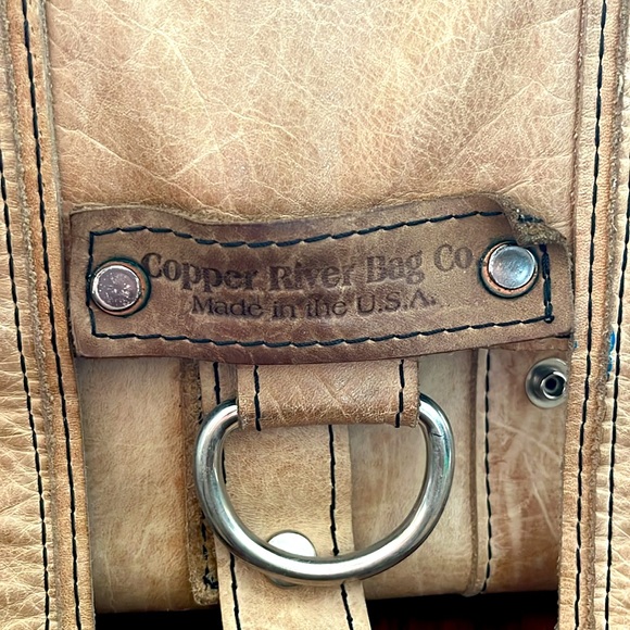 Copper River Bag Co 10” camera bag, light tan, full leather - Picture 2 of 7